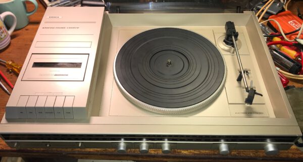 Naald Erres stereo music centre ST1114 platenspeler - Tonar 2132